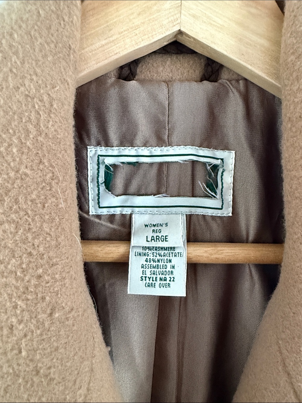 Llbean Women's Tan Camel Coat - Timeless Single-Breasted Design Rare - Picture 2 of 6